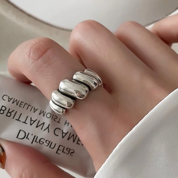 . Silver plate  adjustable ring. New - Picture 1 of 5